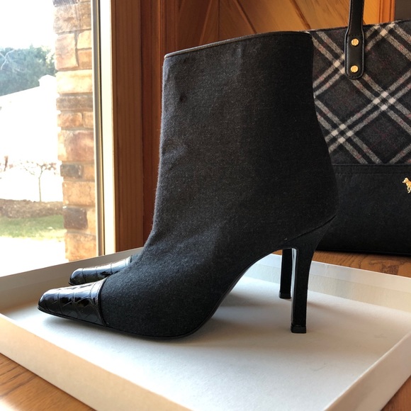 Suarez New York Shoes - VTG Stilletto Ankle Boots, Made In Italy NWOT